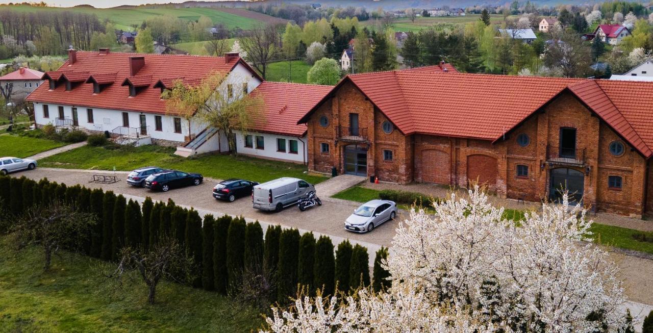 Dwor Kombornia - Folwark Extérieur photo